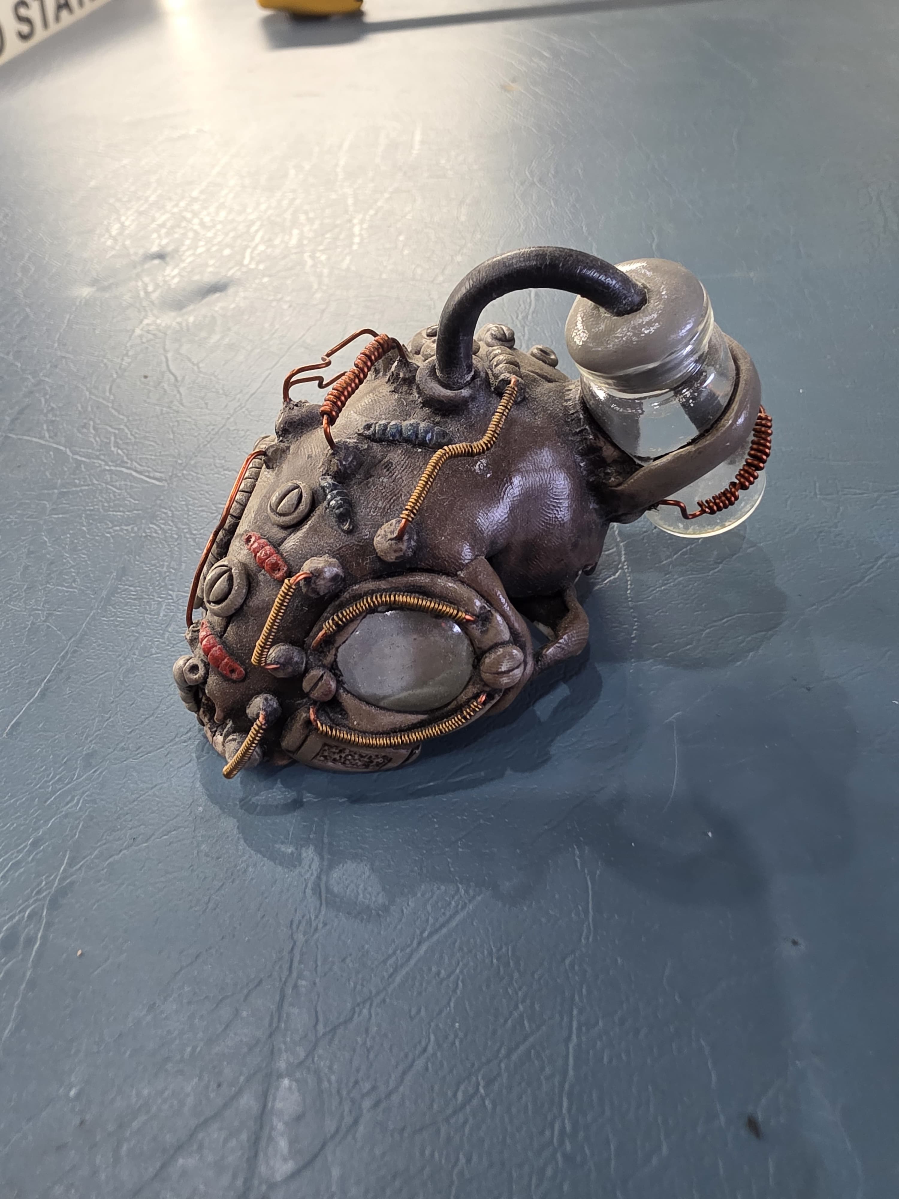 Fhst1 - Steampunk Monkey Skull Display