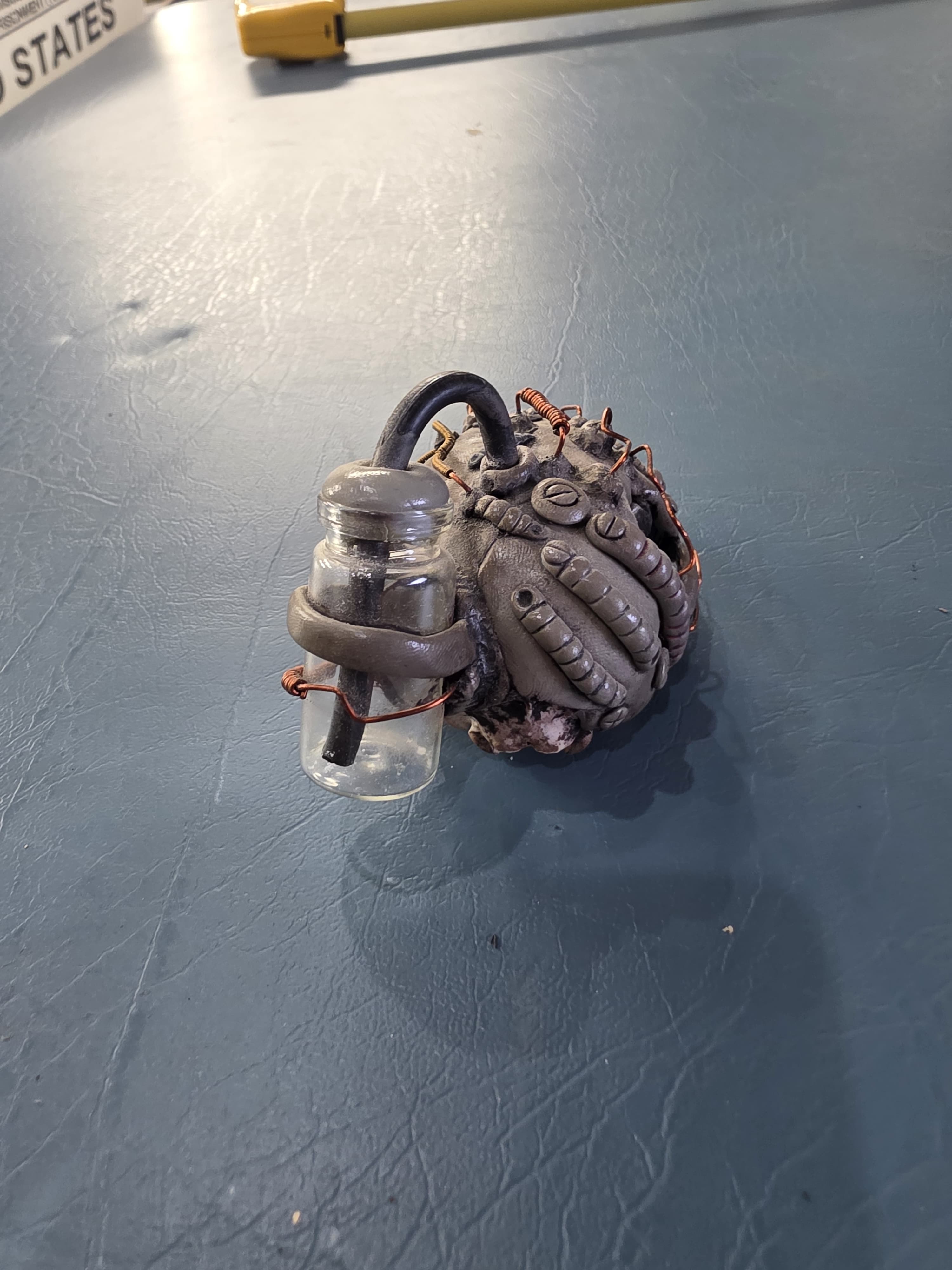 Fhst1 - Steampunk Monkey Skull Display