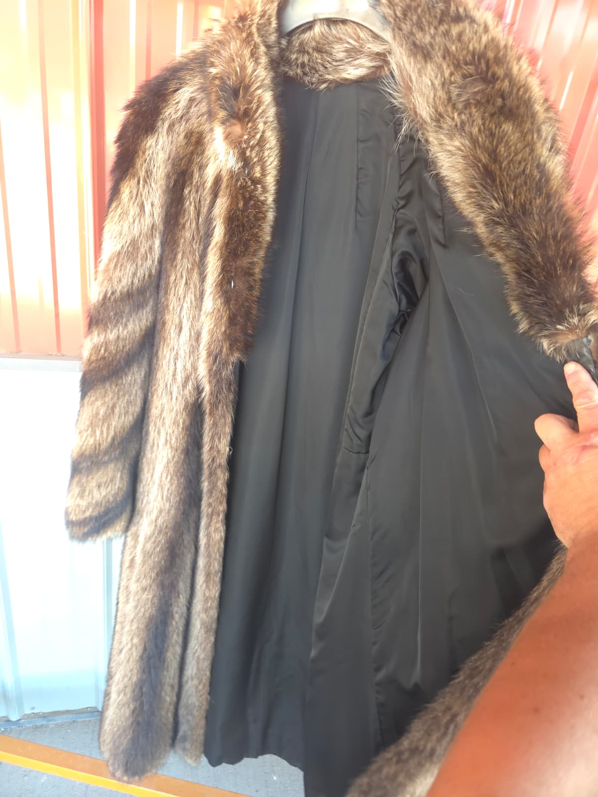 Fhct10 - Raccoon Fur Coat by Cec Corrigal – Classic Luxury Fur Outerwear