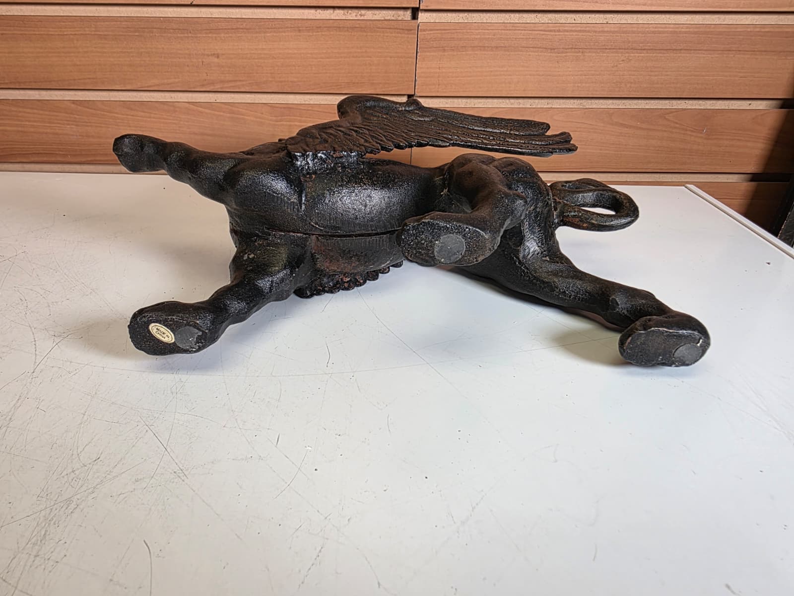 Fhbr8 - Winged Griffin Statue – Mythical Decorative Figure