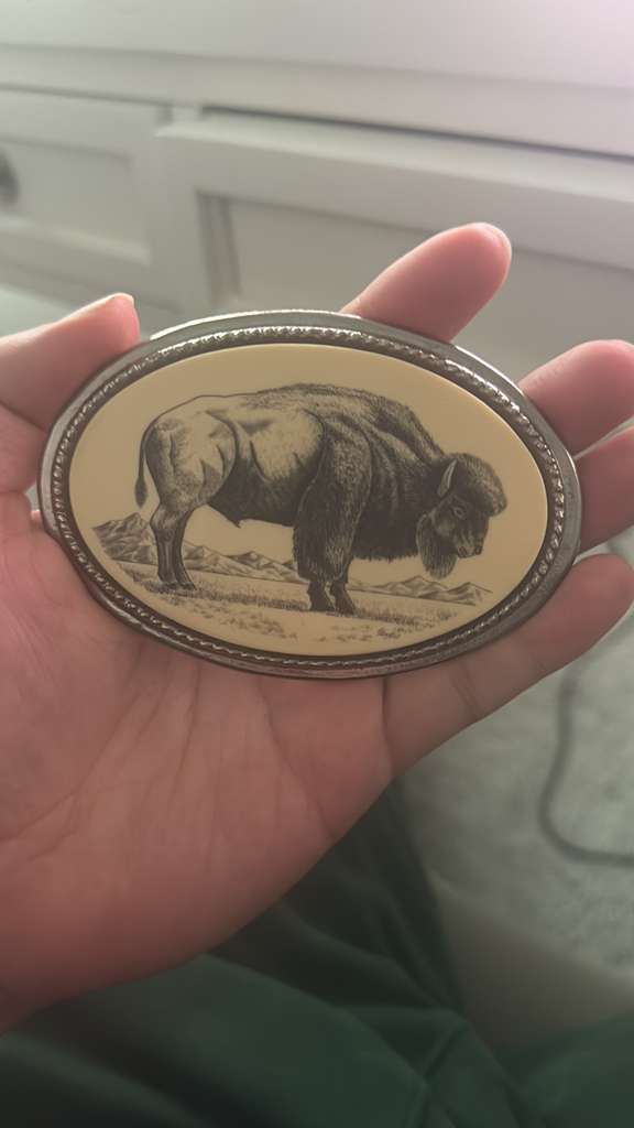 FHSUZ23 - Bison Bbelt Buckle