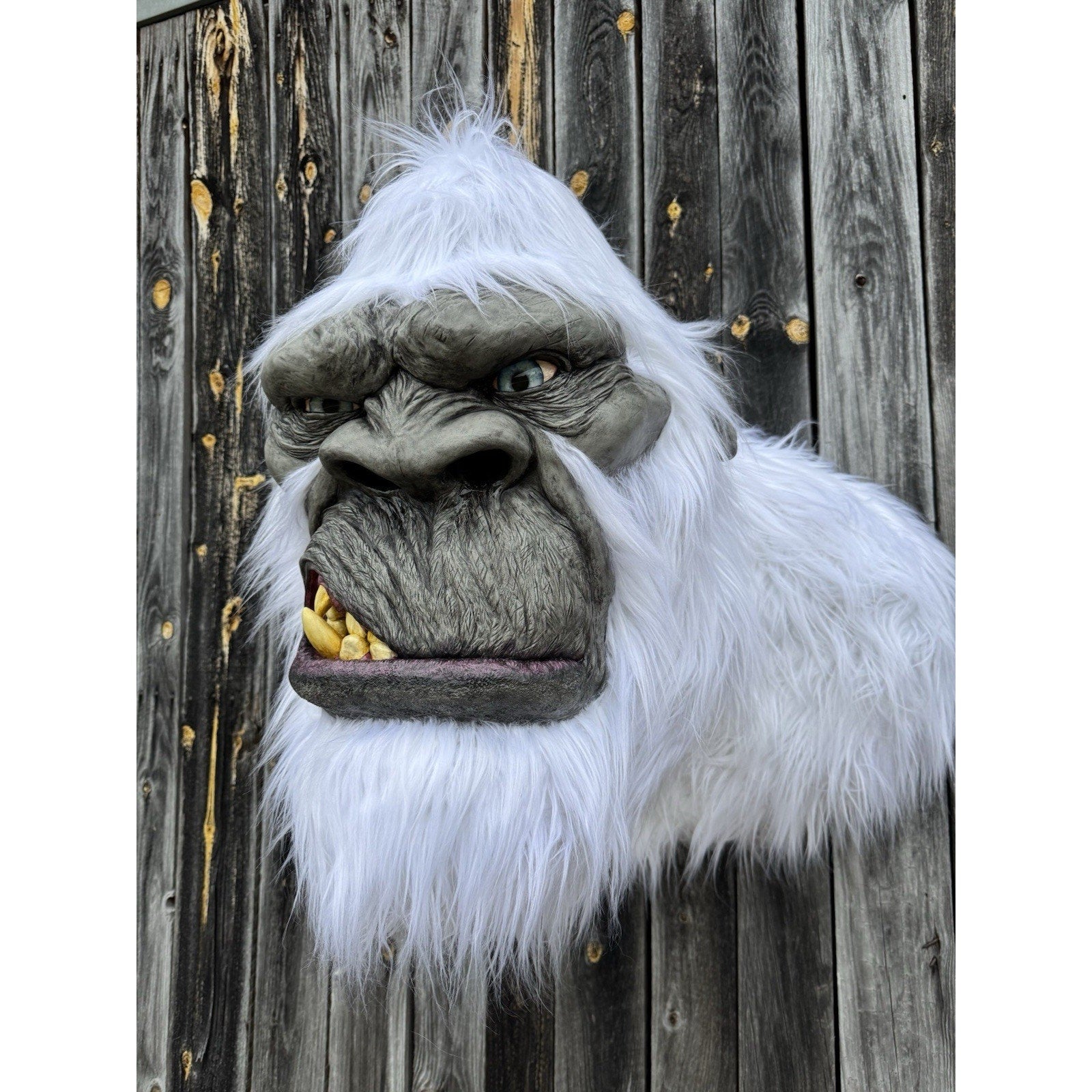 FHJEFF2 - Museum quality life-sized Bigfoot replica Yeti Sasquatch