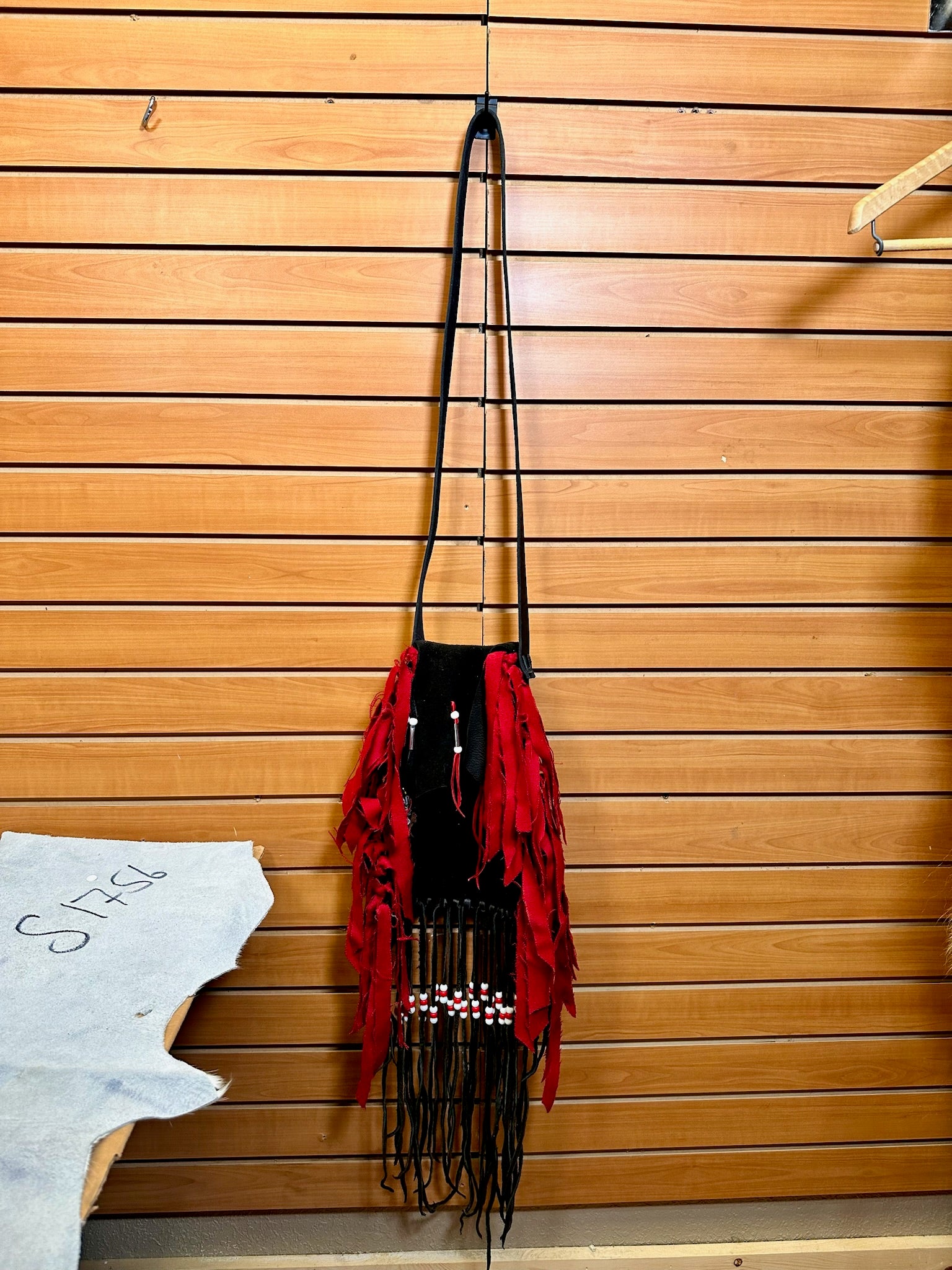 FH224- native American made purse