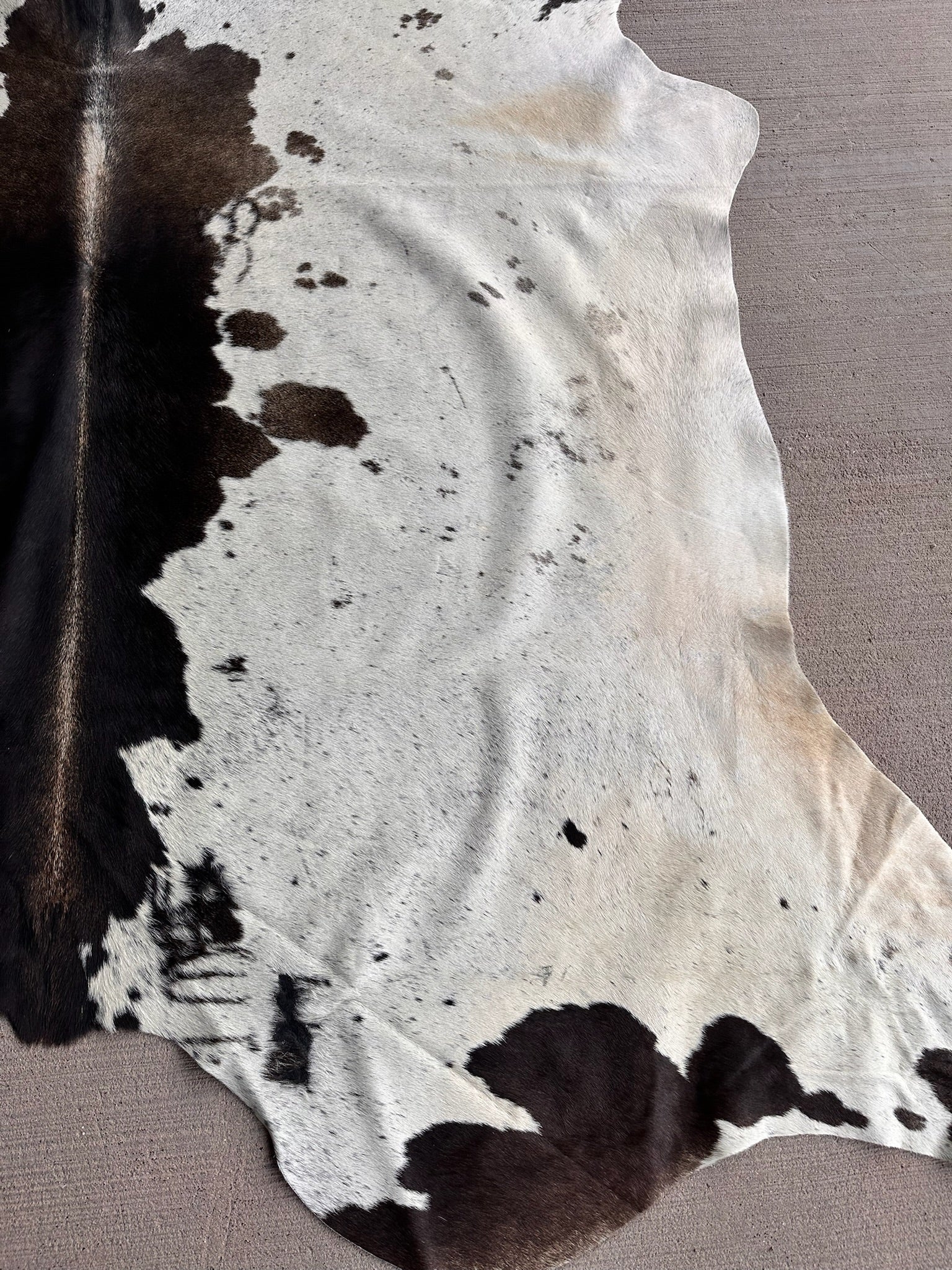 FHCOW29 - Premium Cow Hide Rugs Home Decor