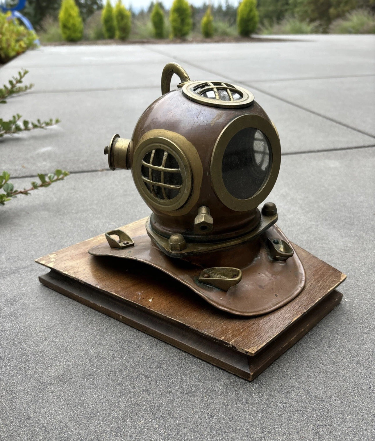 FHEB0813 - Antique Copper 70’s ROLEX Submariner Watch Display Diver Helmet