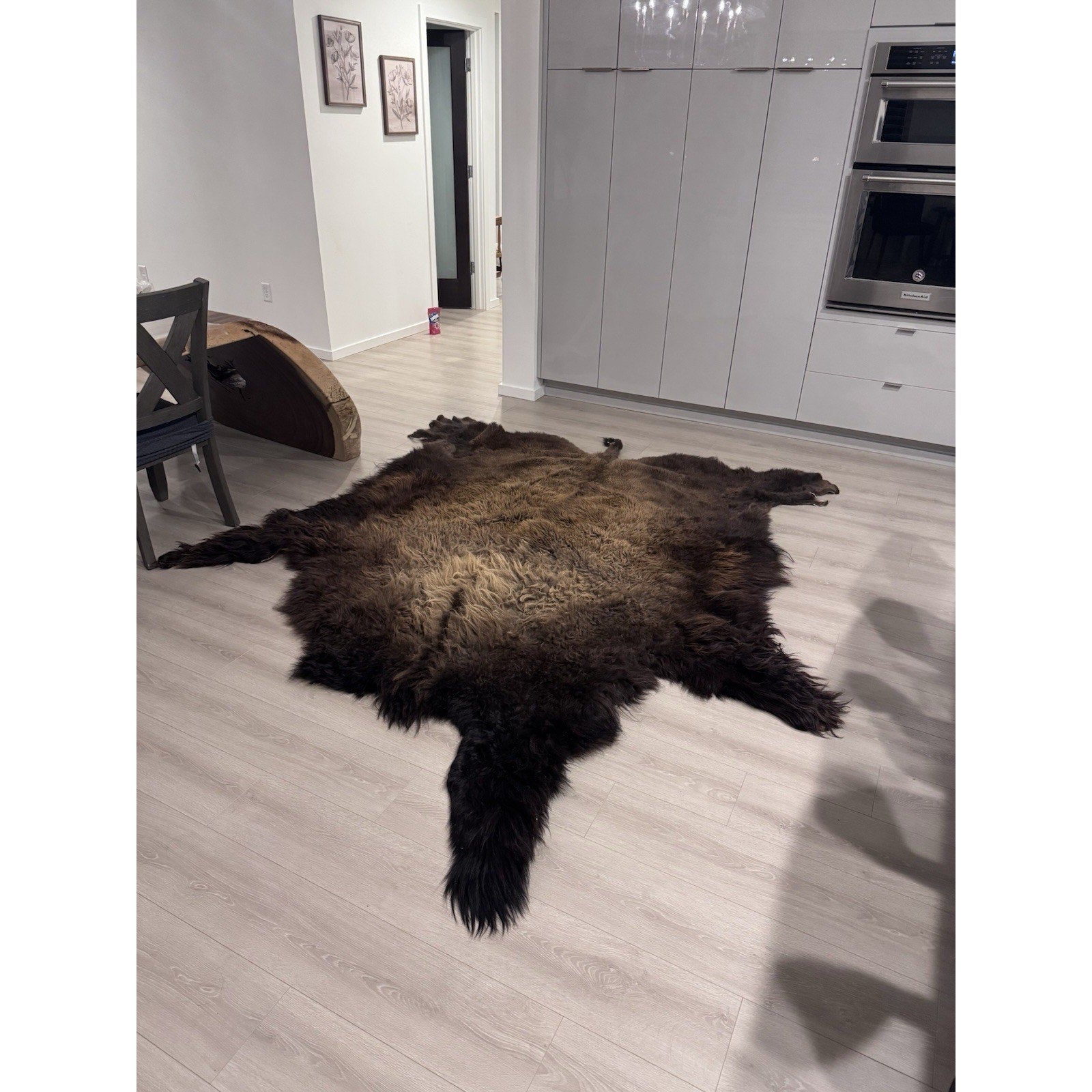 FHGUL2 - Premium Massive XXL bison Hide Rug Taxidermy Fur