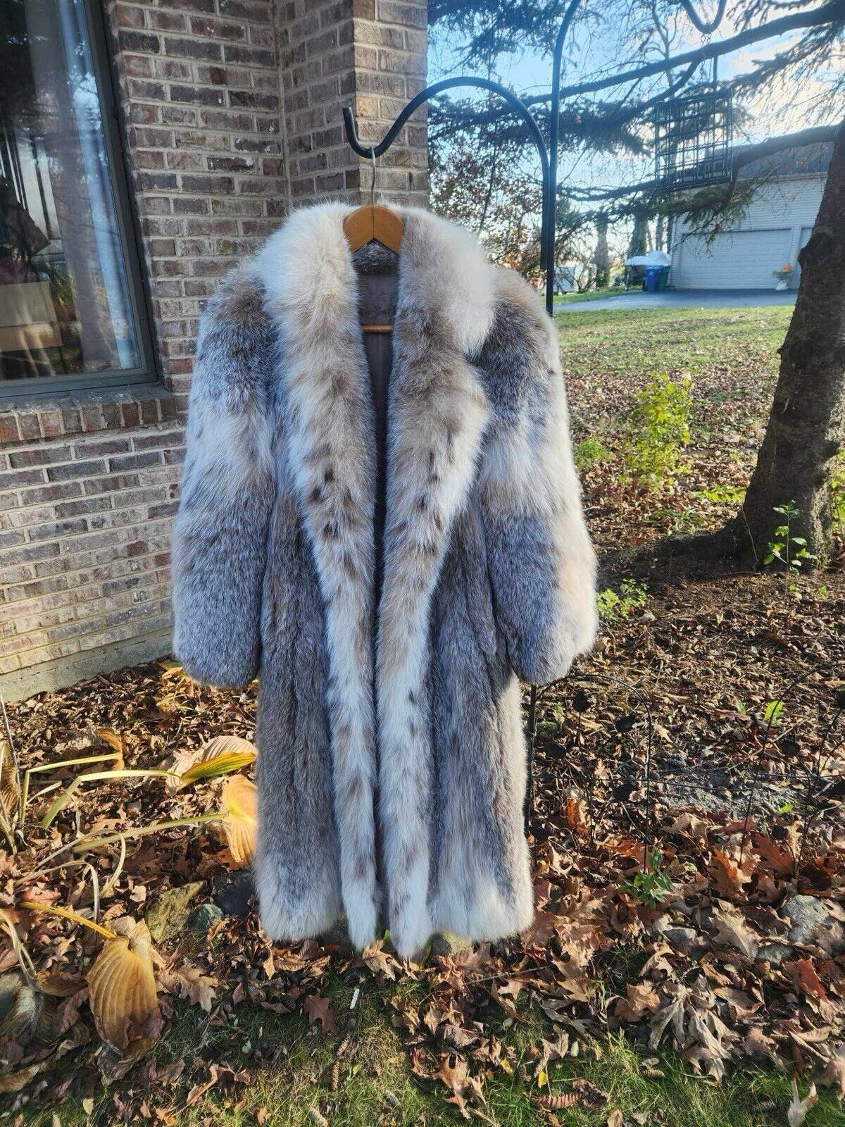 FH116-full-length lynx fur coat, excellent condition, elegant and beautiful