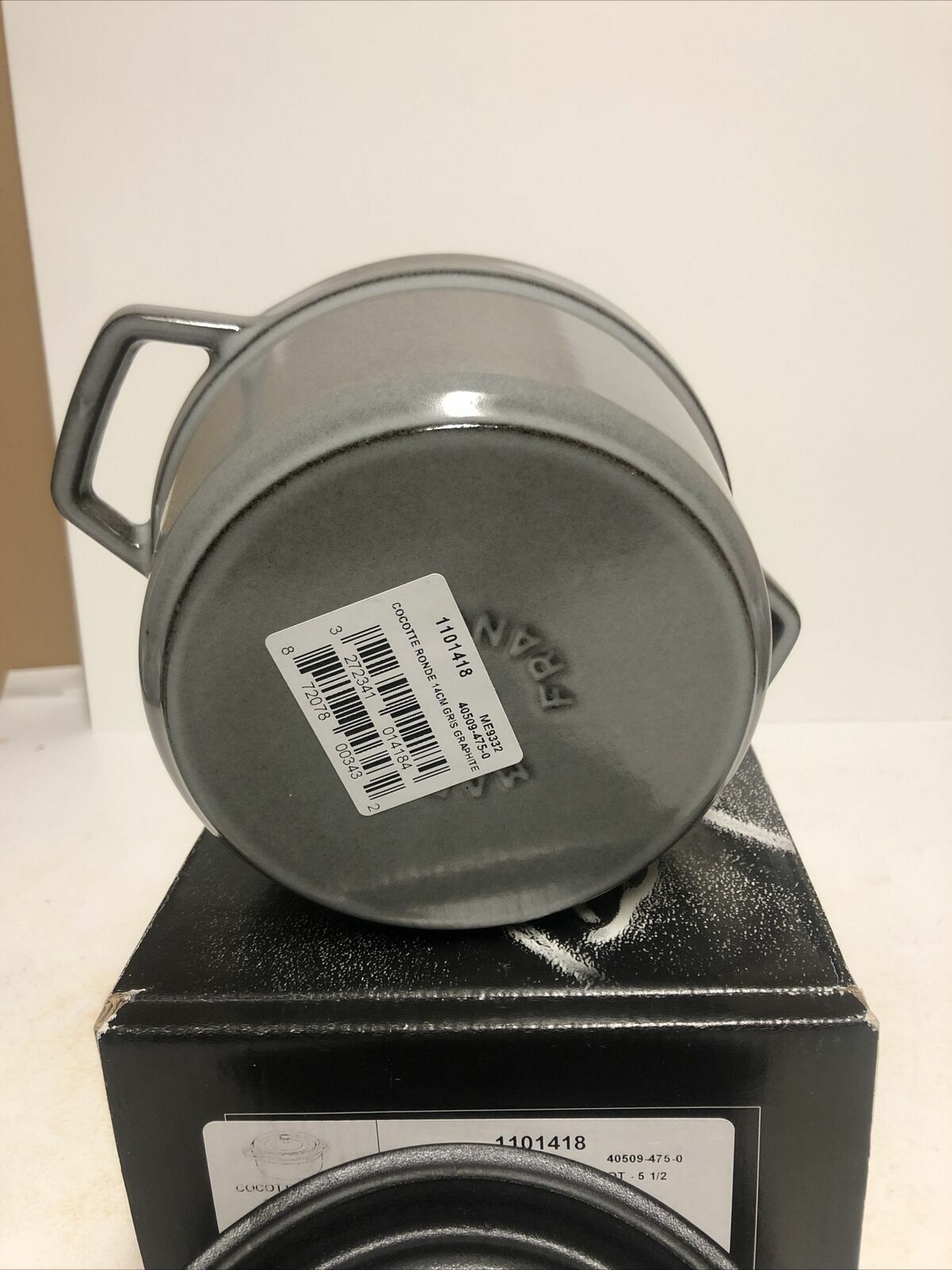 Staub Cast Iron 0.75-qt Round Cocotte