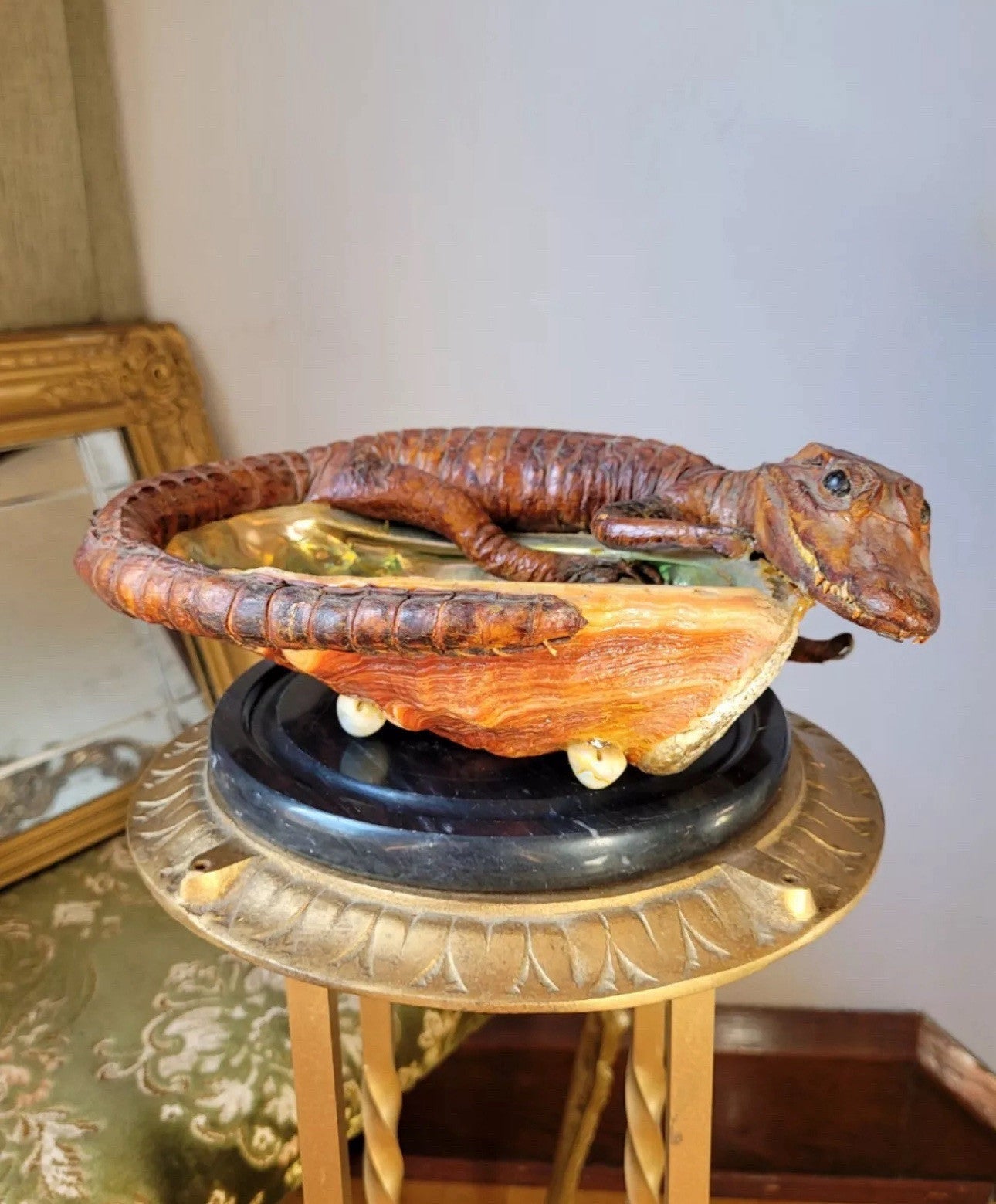 FHWA5-Vtg Oddities Taxidermy Abalone Shell Ashtray Smudge Dish Decor Mid-Century