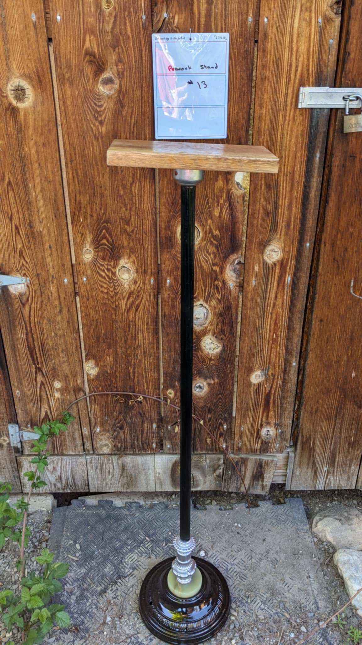 FHPAT2-Fancy stand for peacock or other bird mounts