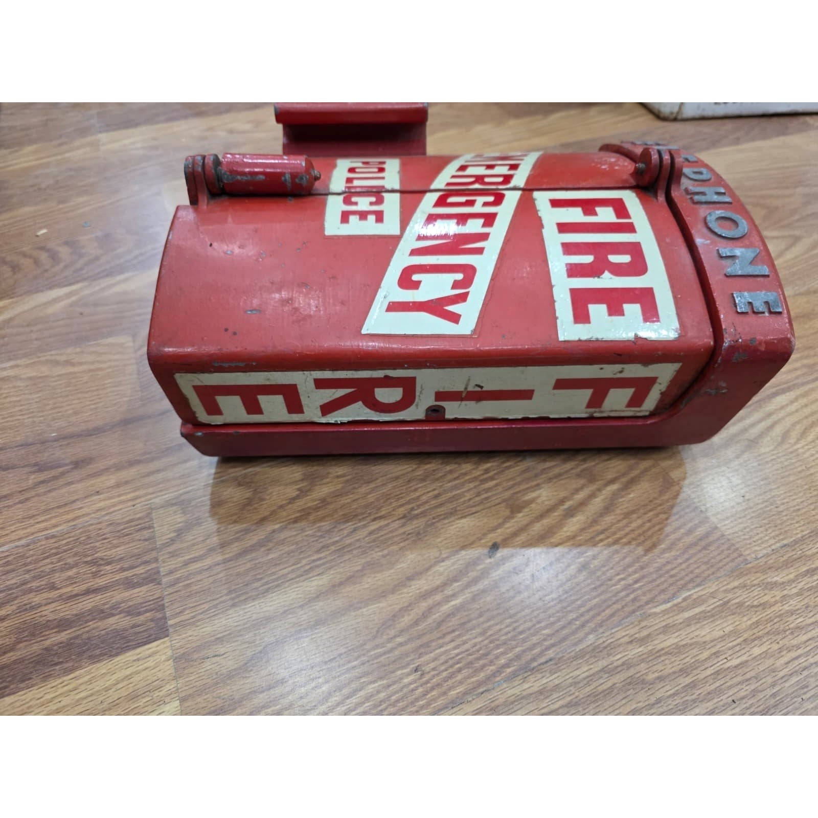 Fhaq6 - Red Cast Aluminum Police / Fire Phone Call Box – Vintage Emergency Co