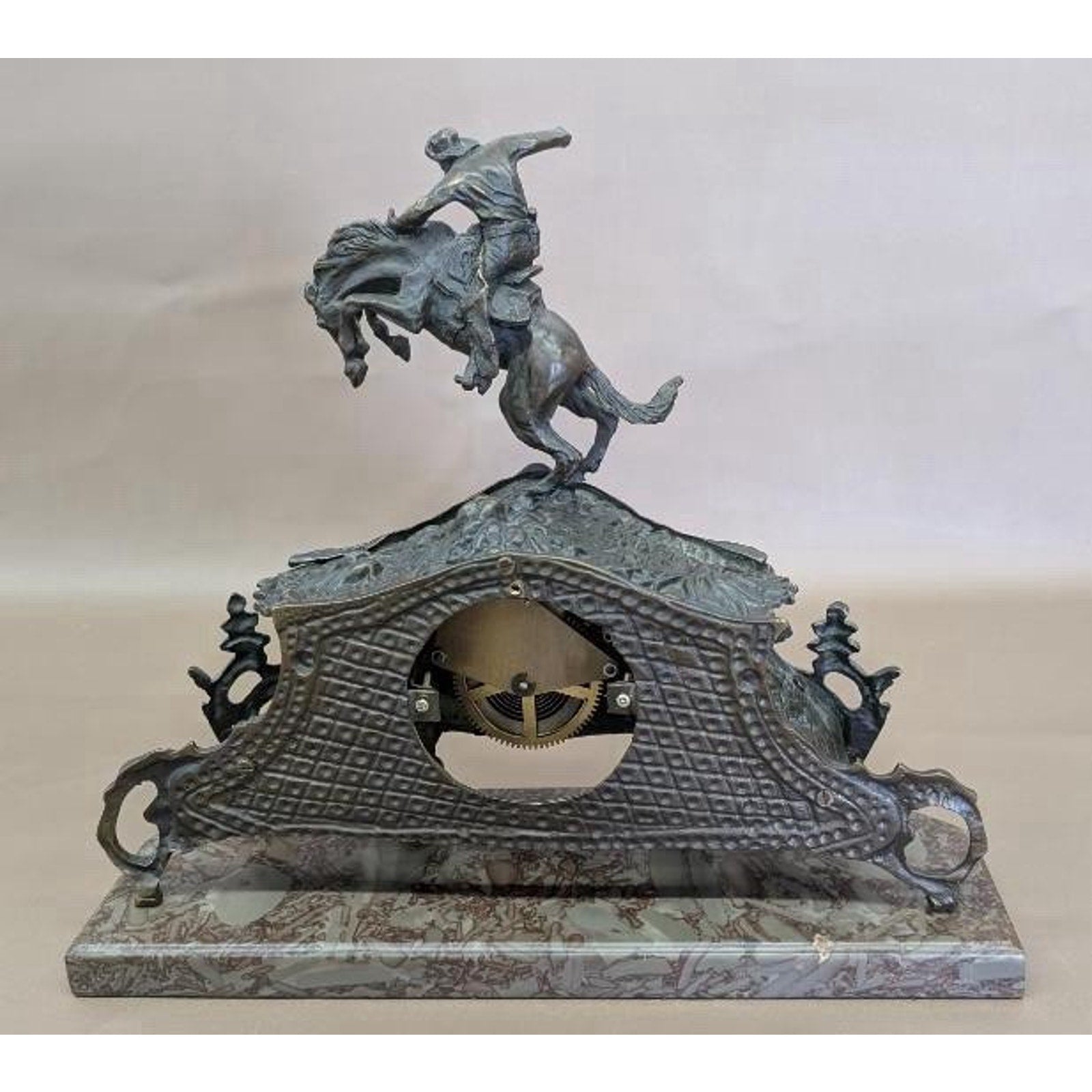 FHCOL1 - Metal Western Mantle Clock