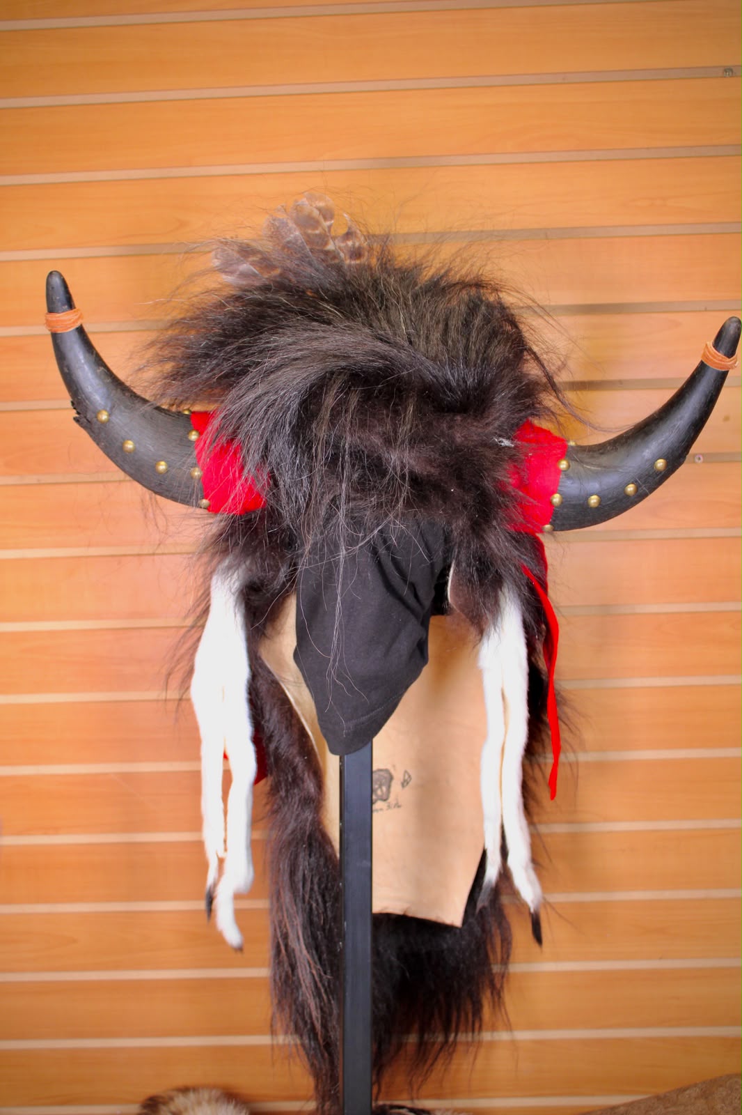 HDB01 - Yak real ceremony headdress