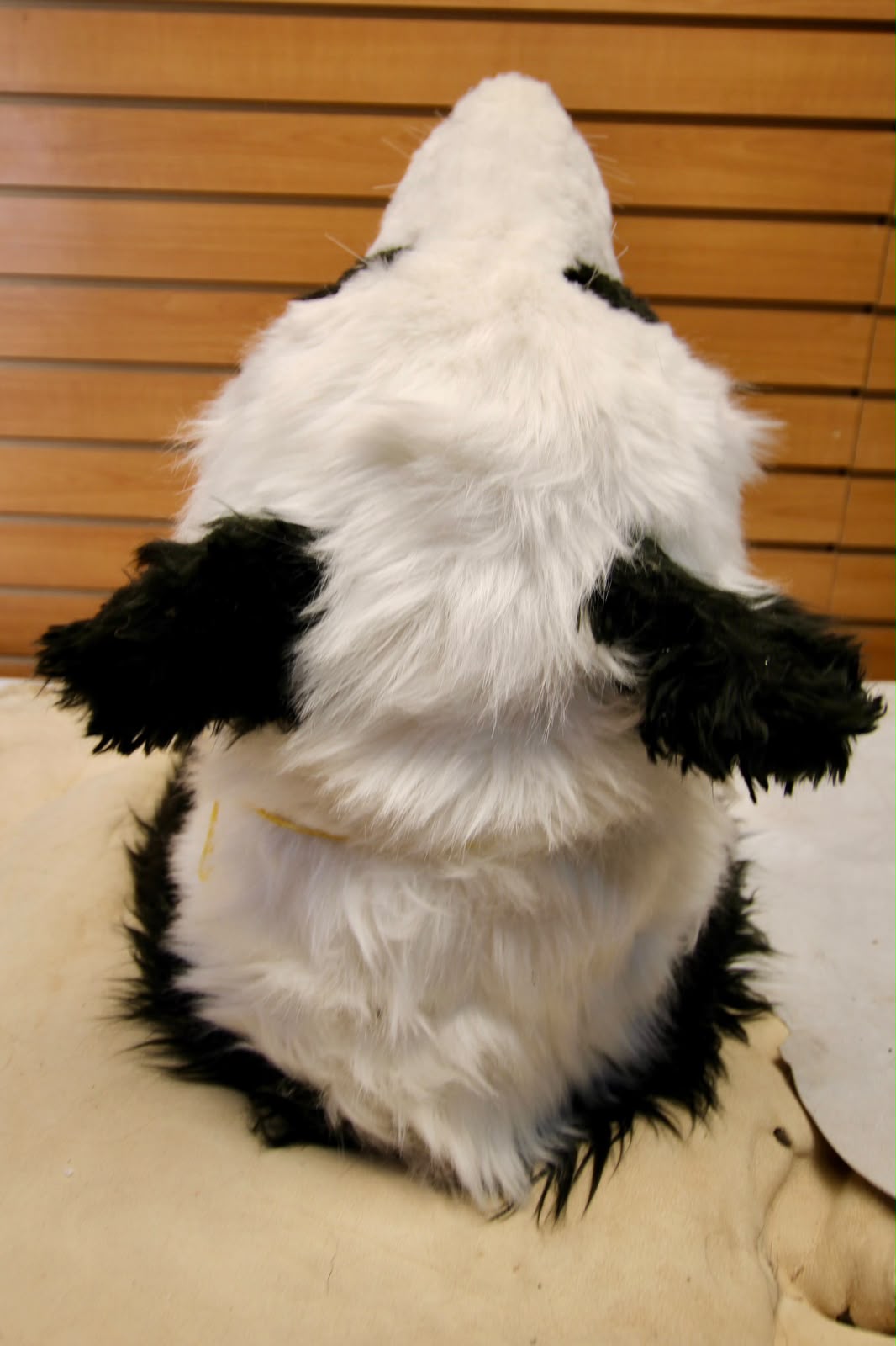 FHRB07 - reproduction Taxidermy Giant Panda Shoulder Mount