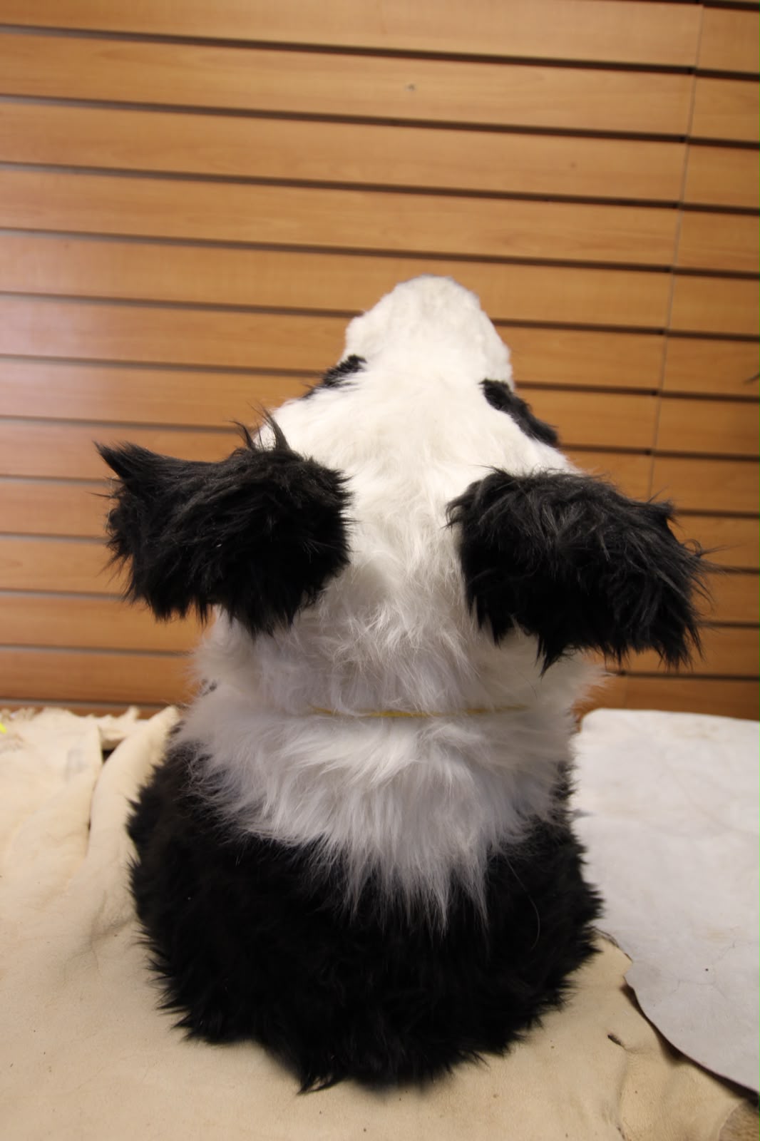 FHRB01 - reproduction Taxidermy Giant Panda Shoulder Mount