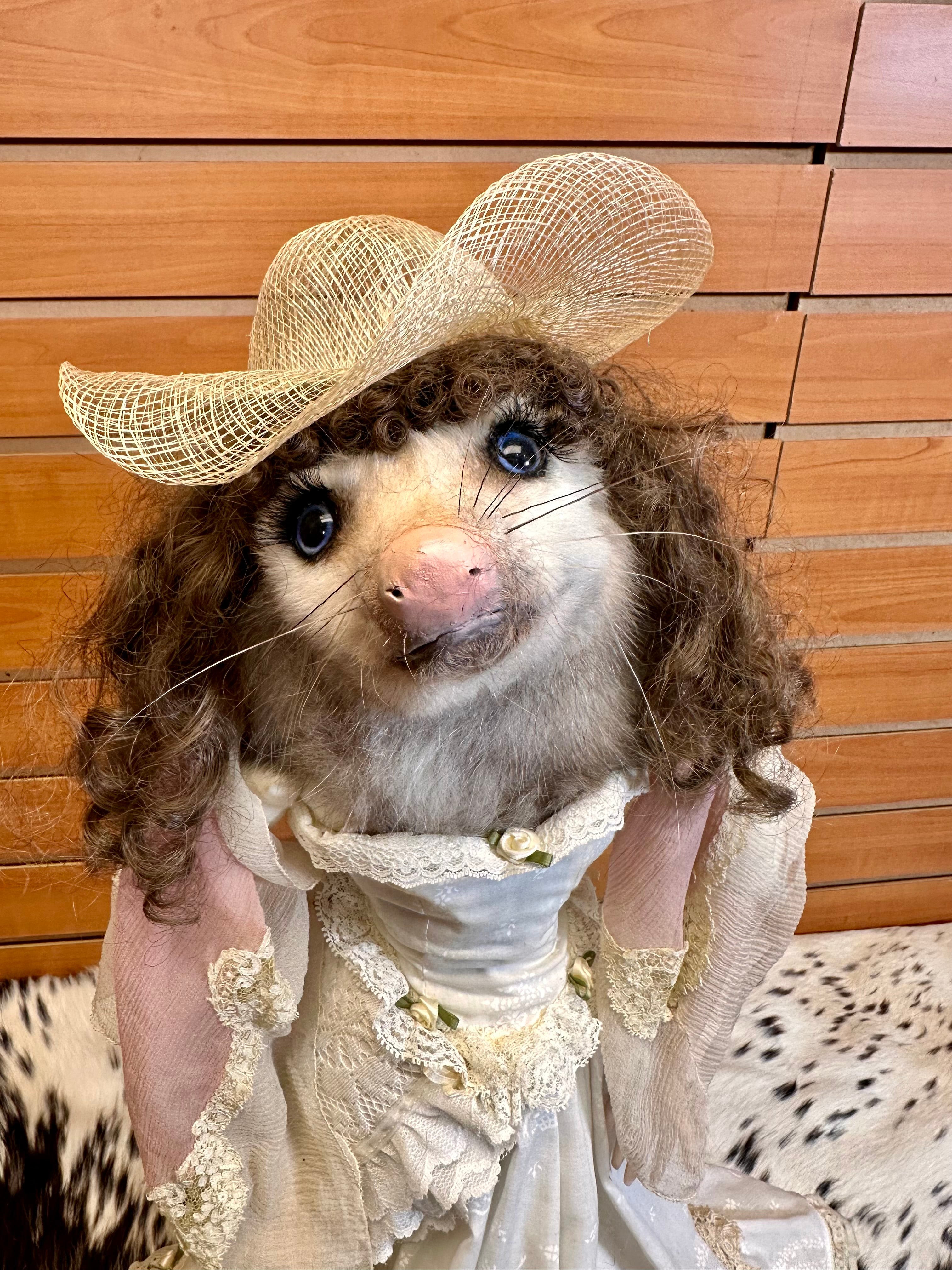 FH104 O'Possum Lifesize Mount  Taxidermy Log Cabin