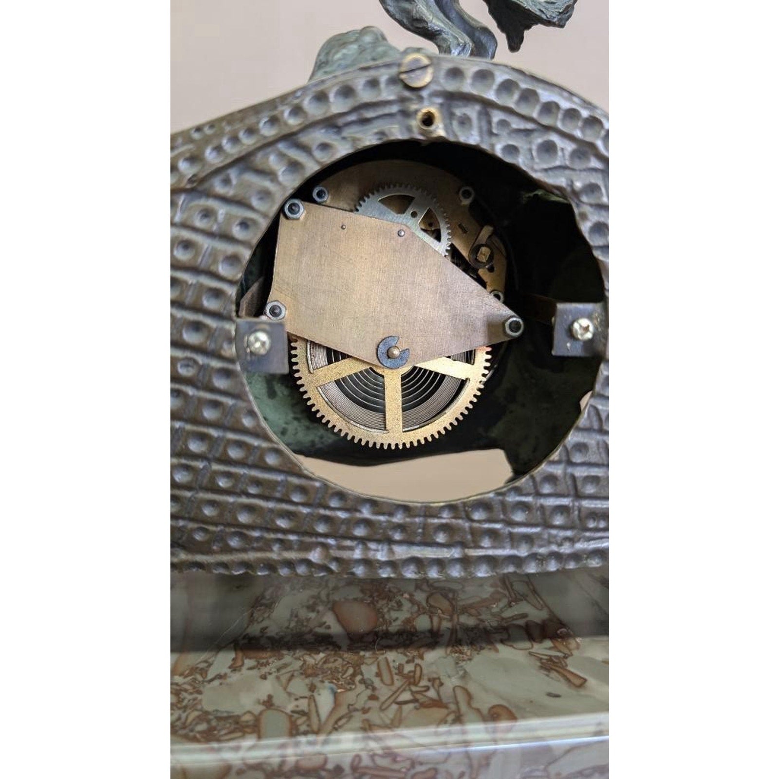 FHCOL1 - Metal Western Mantle Clock