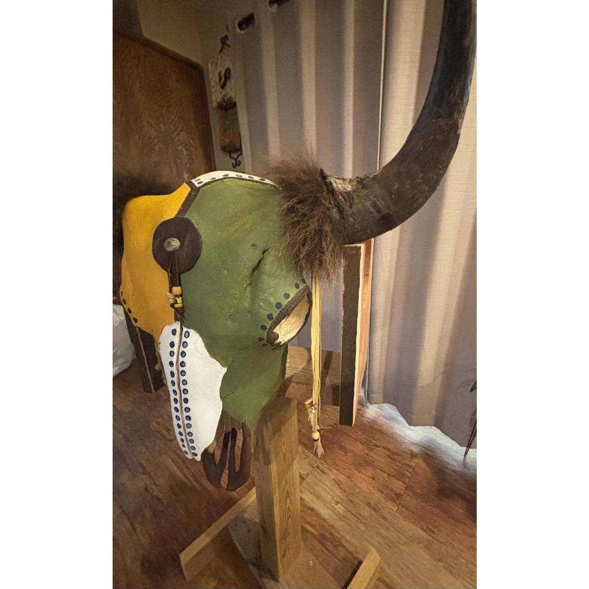 FHMMB1 - XXL Painted Buffalo / Bison Skull Taxidermy Mount