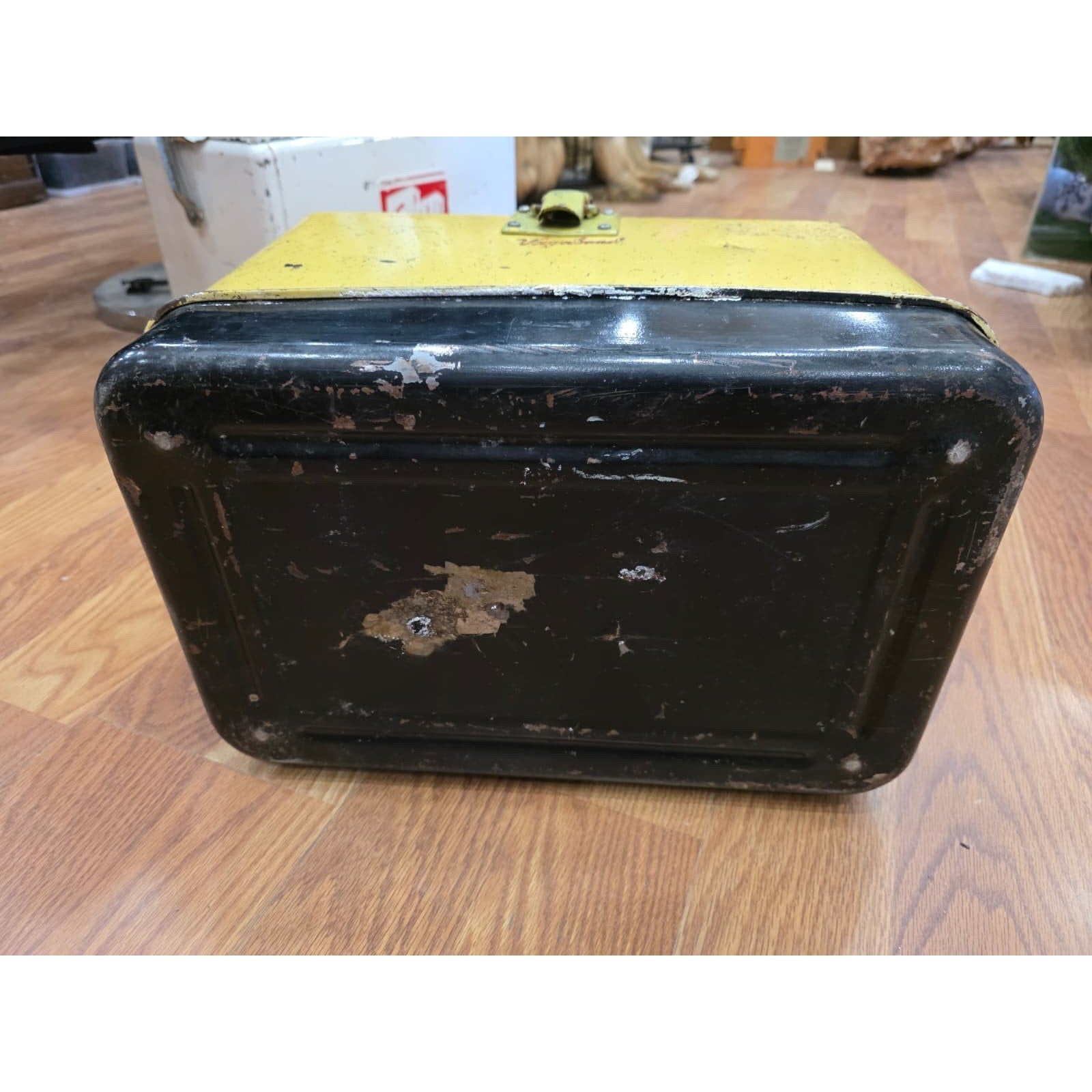 Fhaq3 - VTG Metal Vagabond Ice Chest Beverage Cooler – Brown & Yellow Retro Desi