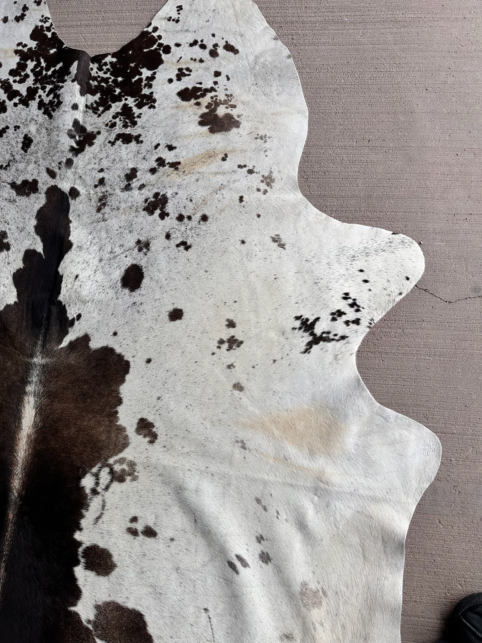 FHCOW29 - Premium Cow Hide Rugs Home Decor