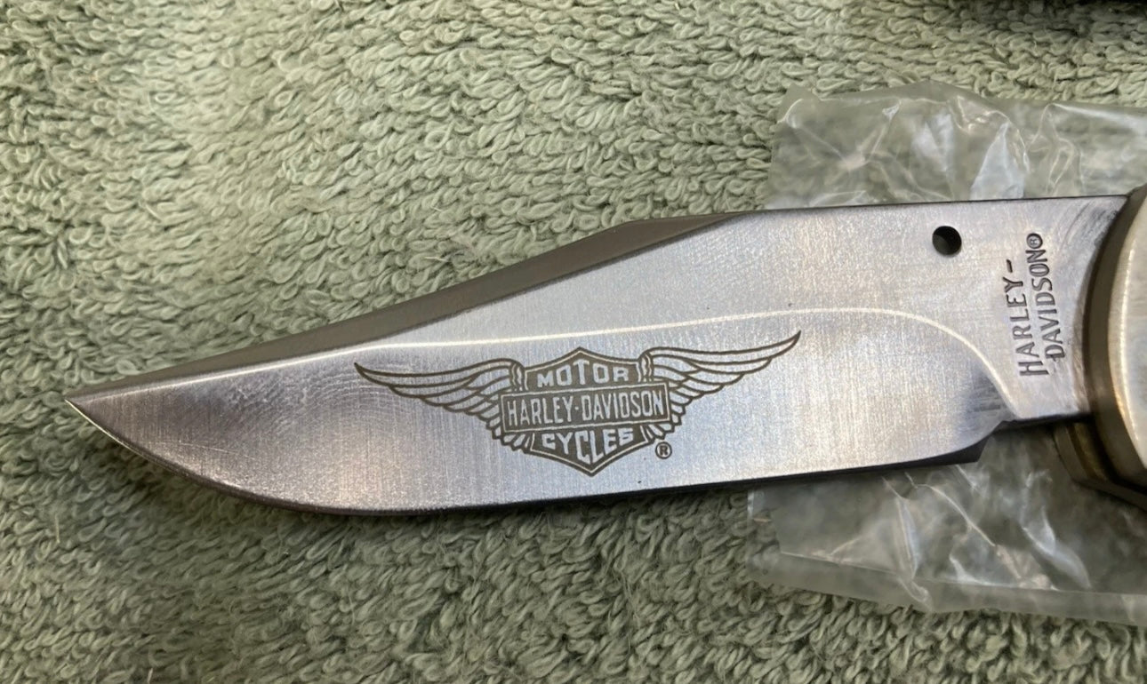 New And Collectable Harley Davidson #1 Of 5000 Folding Knife!