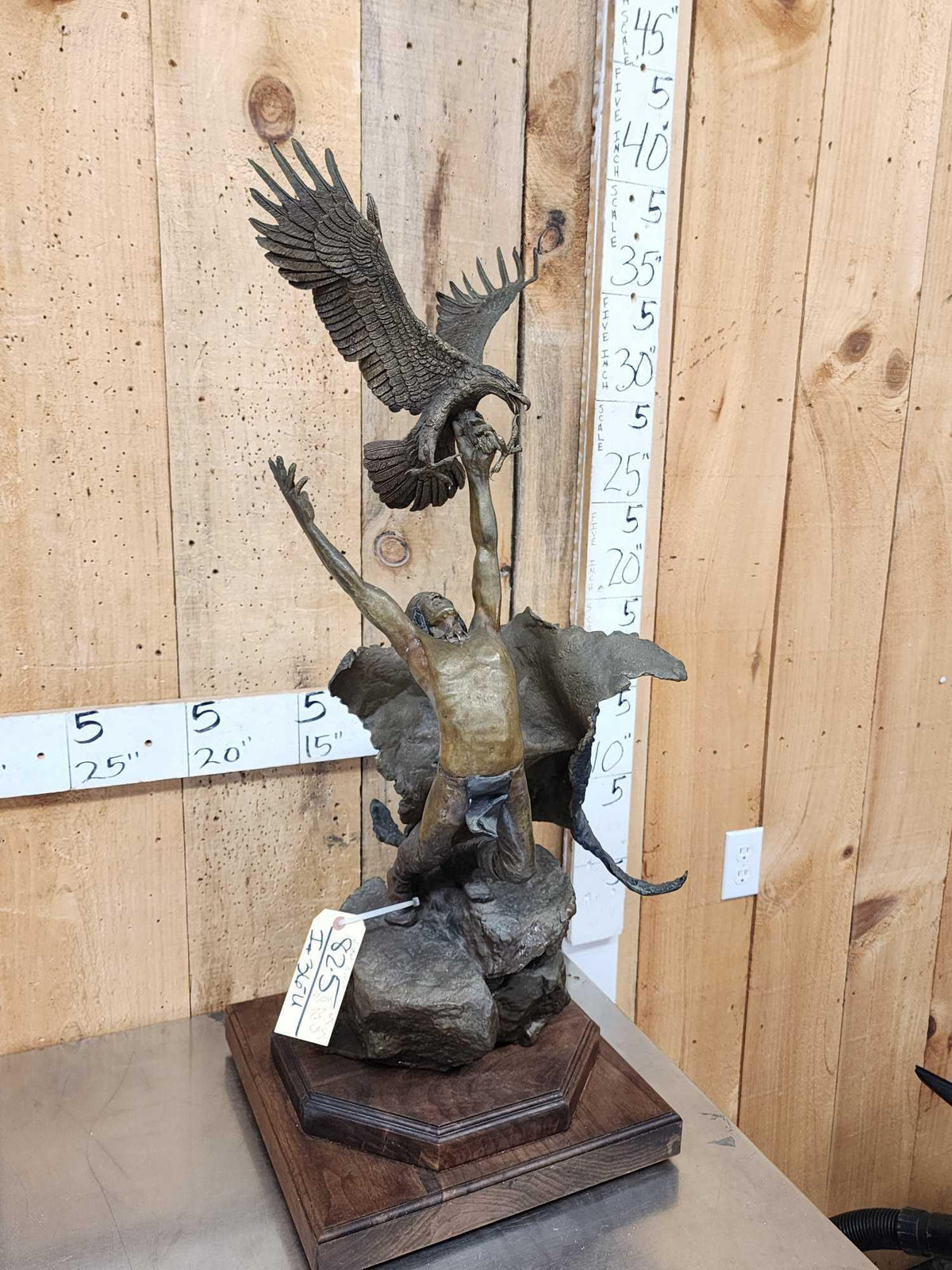 FH36U - William "Wally" Shoop Bronze " The Spirit " ( Eagle Catcher )