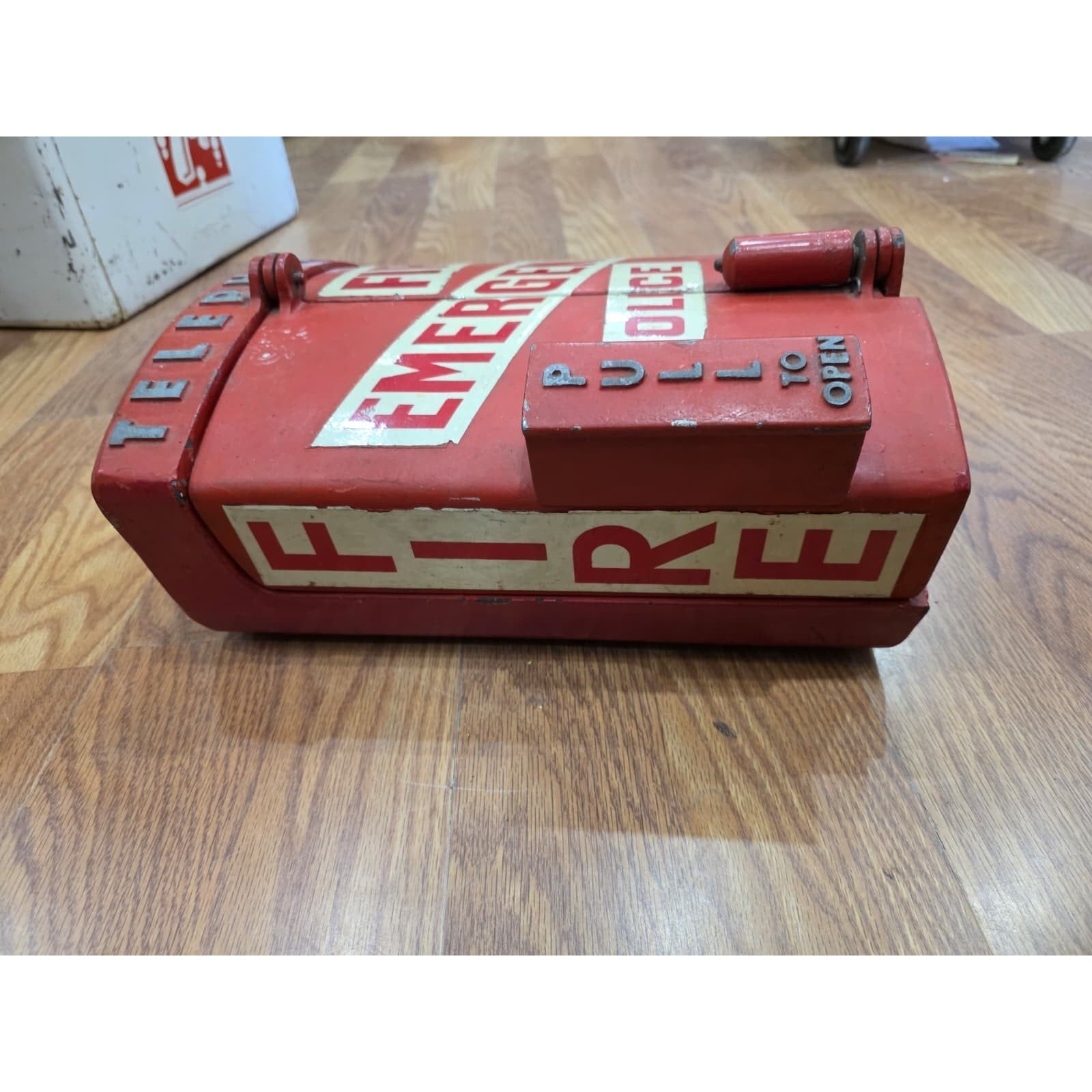 Fhaq6 - Red Cast Aluminum Police / Fire Phone Call Box – Vintage Emergency Co