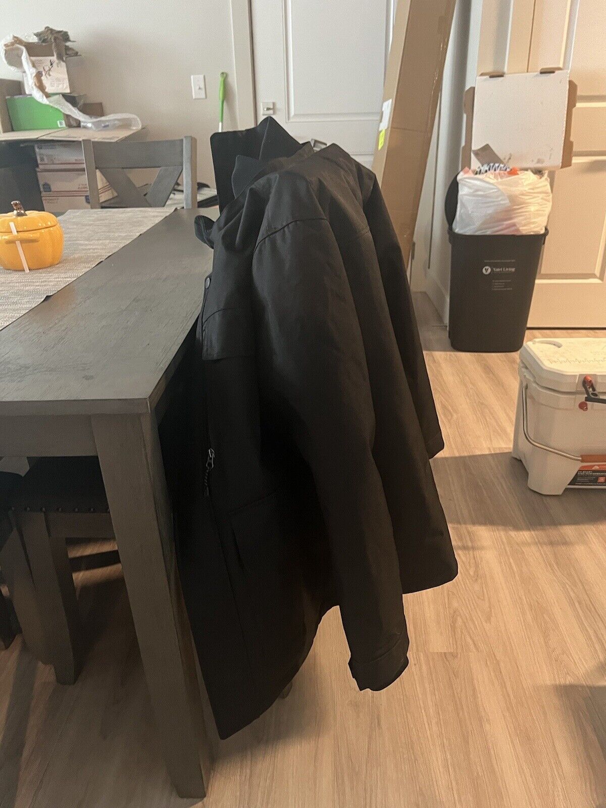 Swiss Tech Men's Coat  Size M  (38 - 40) Black Heavy